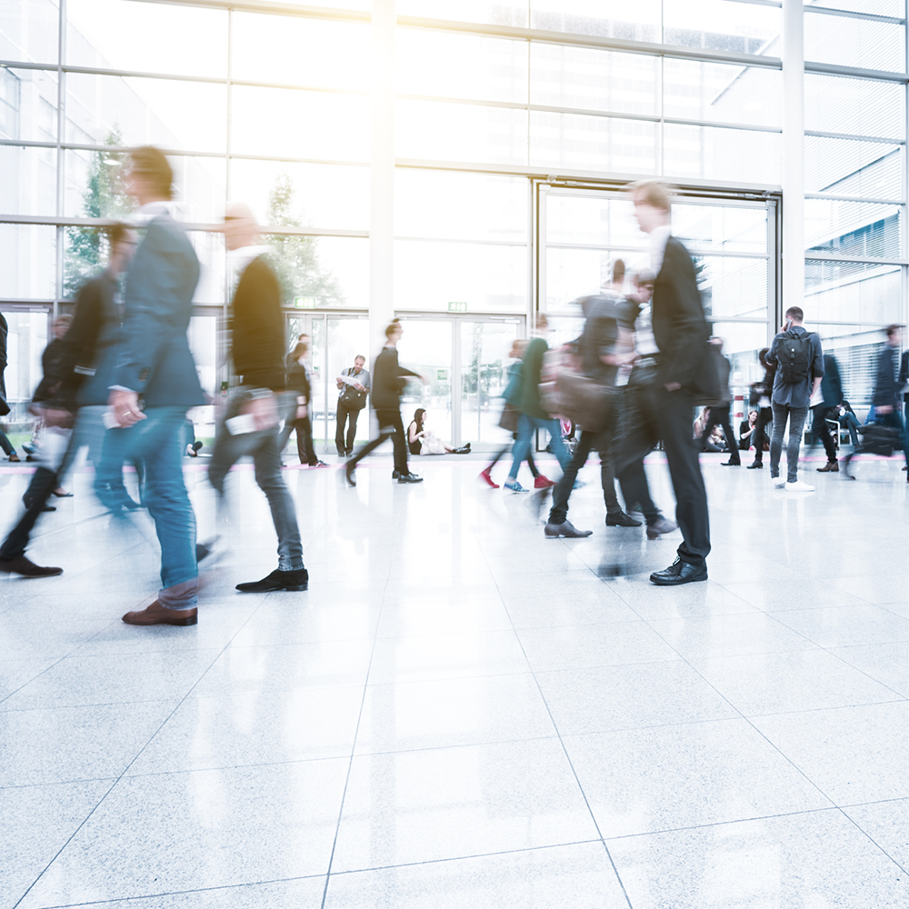 Semper Avanti, Training: Messe und Kongresse